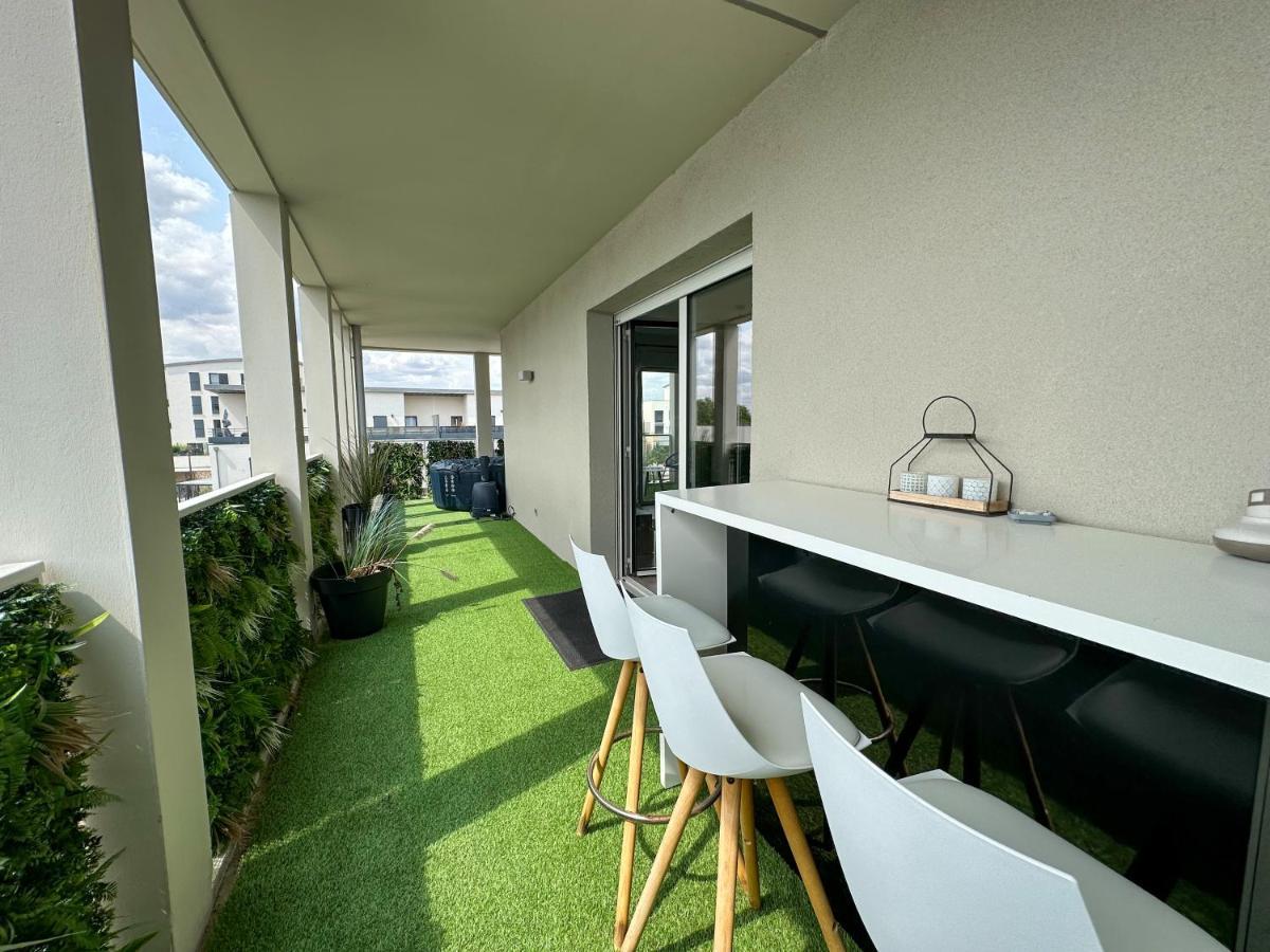 Loggia Dream Jacuzzi Apartment Montevrain Bagian luar foto