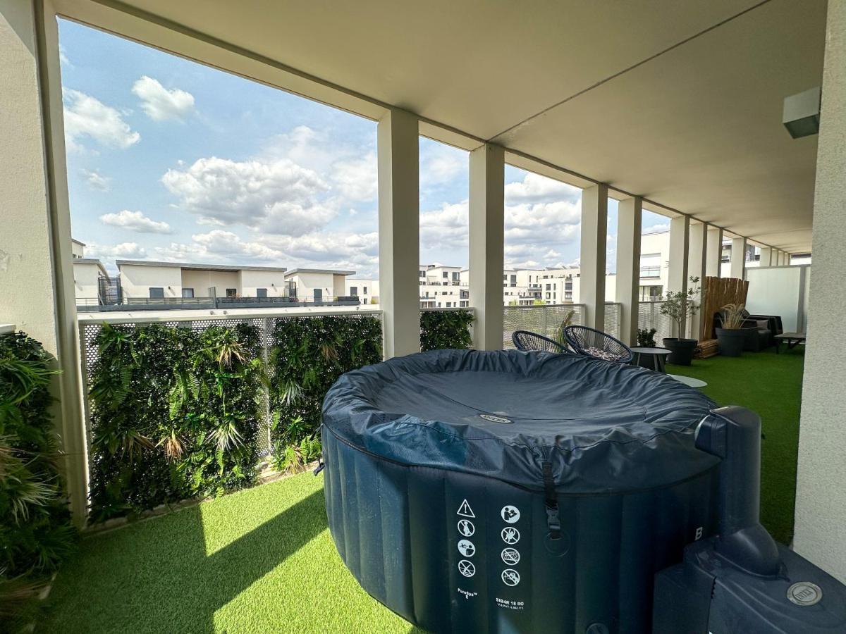 Loggia Dream Jacuzzi Apartment Montevrain Bagian luar foto