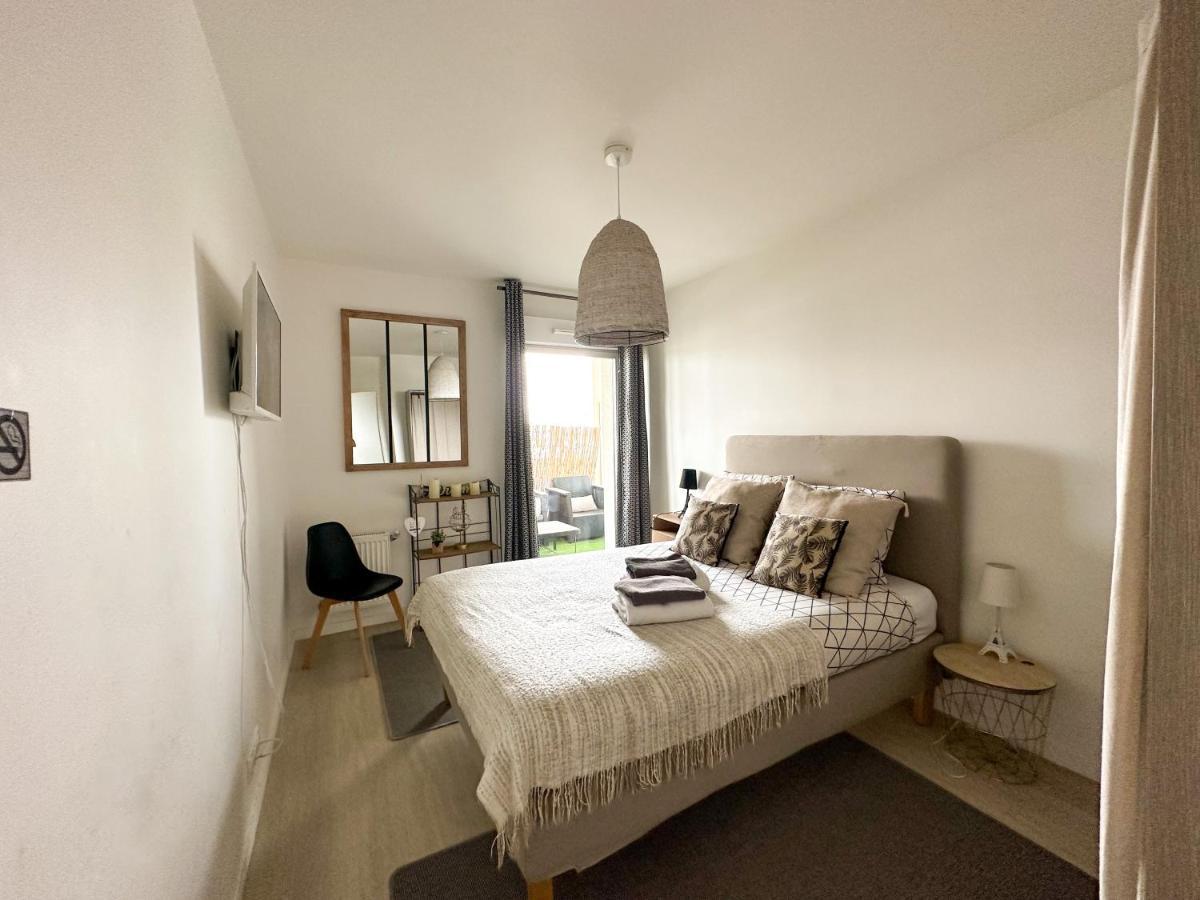 Loggia Dream Jacuzzi Apartment Montevrain Bagian luar foto